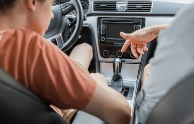 Manual Driving Lessons for Confident Car Control